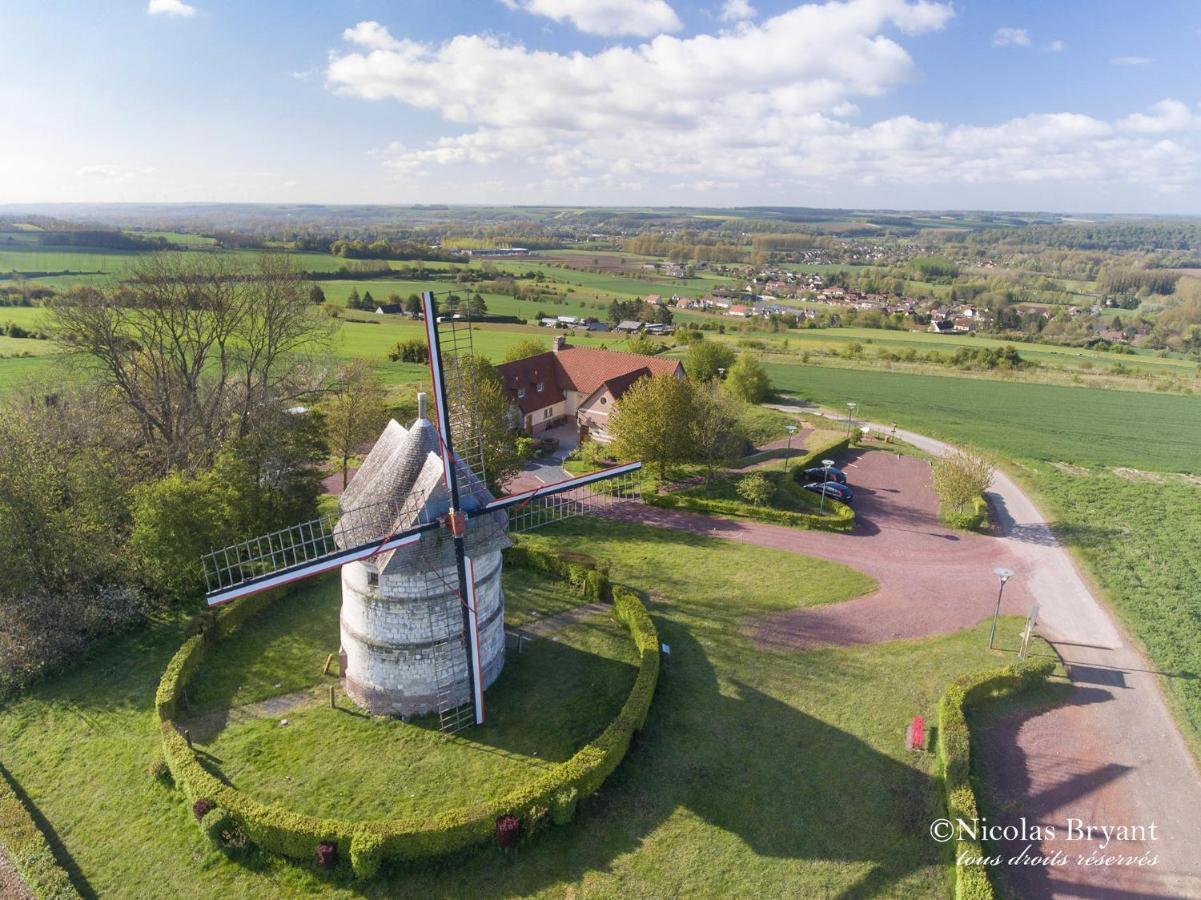 Le Saltimbanque - Auberge Du Moulin Bed & Breakfast Eaucourt-sur-Somme Bagian luar foto